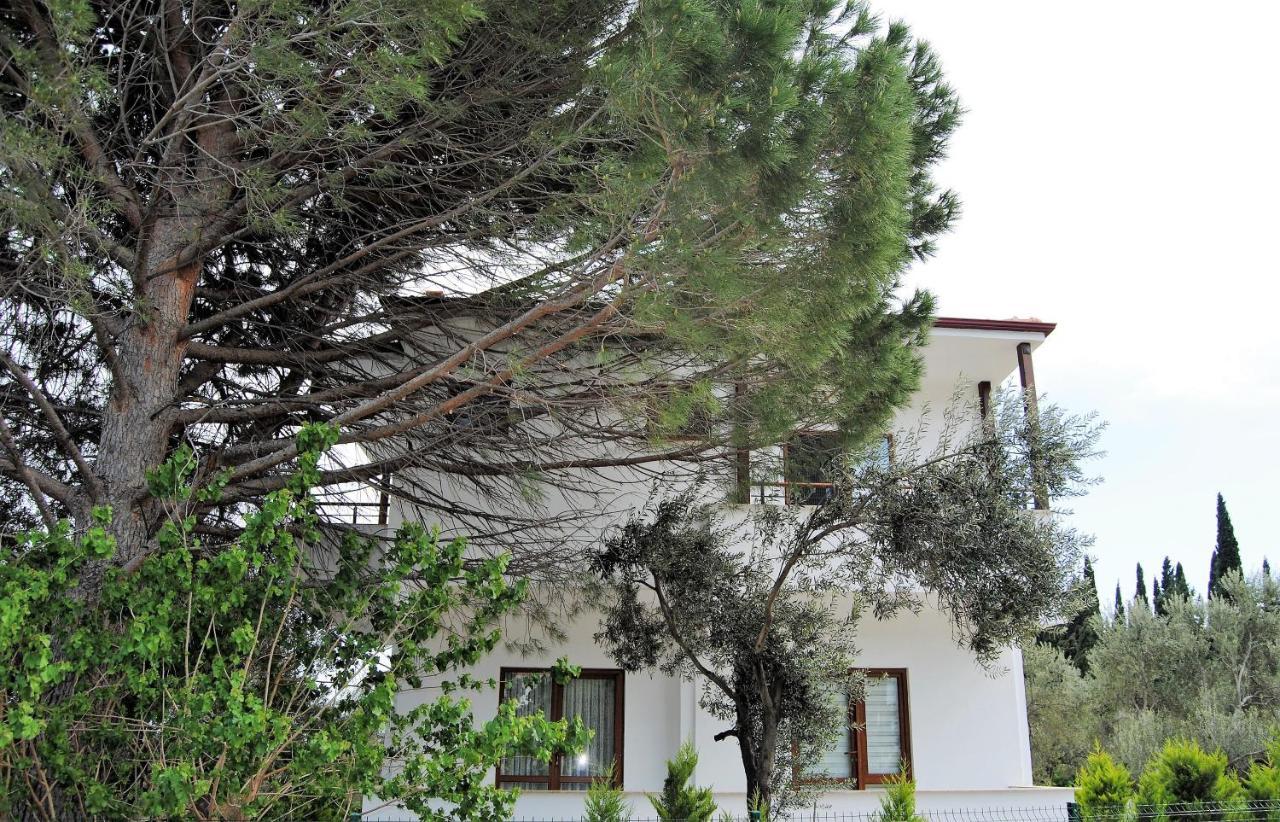 Beyaz Konak Guere Gure Exterior foto